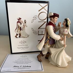 Lenox Disney Snow White and Prince Waltzing Figurine 6"H #878334 New In Box COA